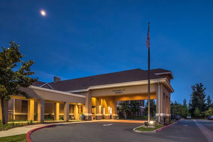 Hotel 2 of 56