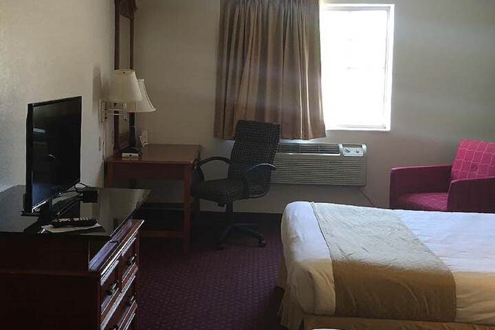 Room 20 of 27