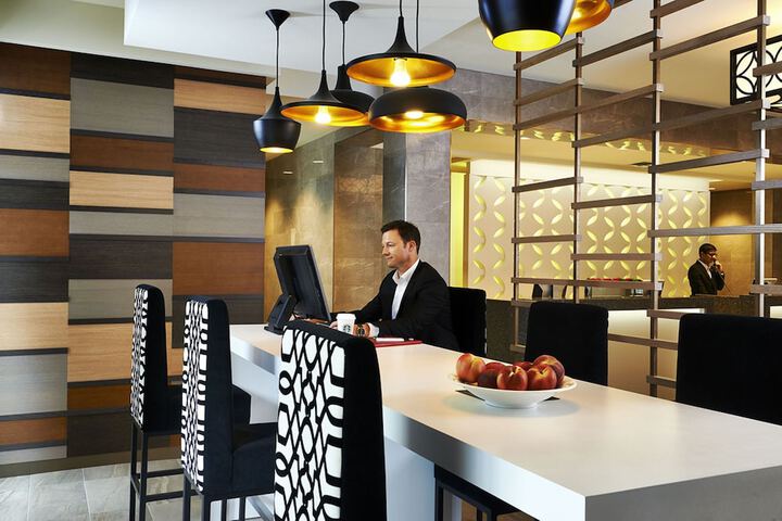 Business Center 28 of 28
