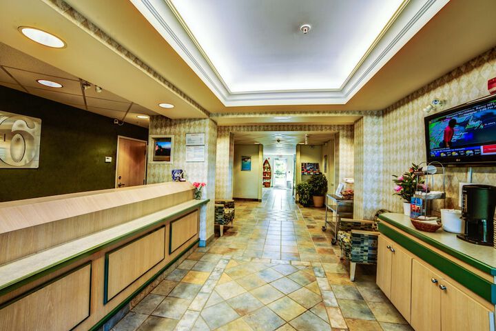 Hotel Interior 19 of 40