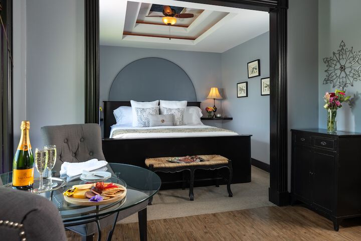 Room 47 of 73