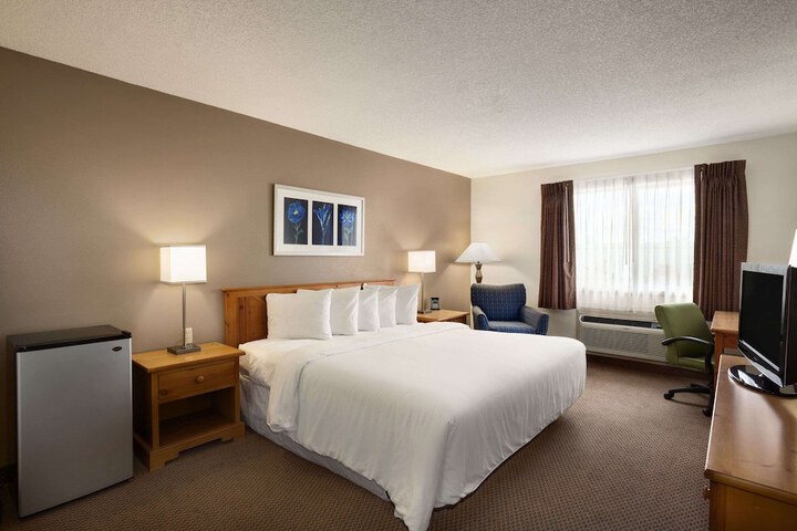 Room 12 of 21