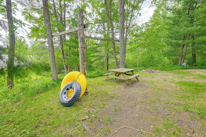 Lakefront Cabin w / Fire Pit Dock, & Boat Rental