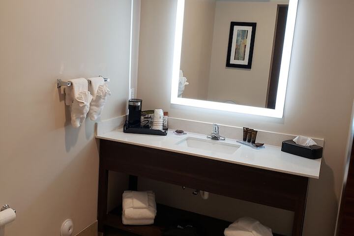 Room 8 of 22