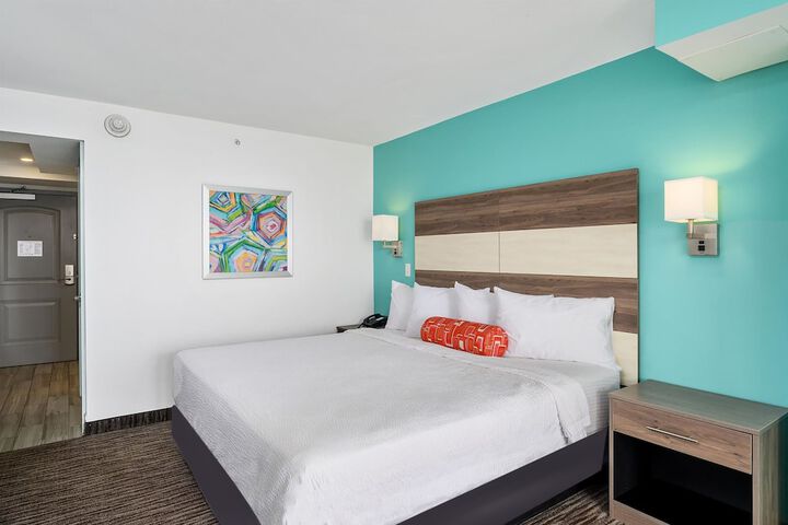 Room 43 of 71