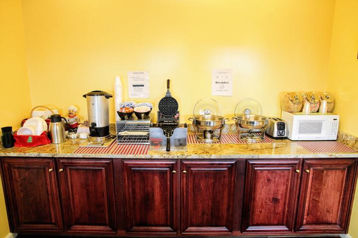 Country Hearth Inn & Suites Union City