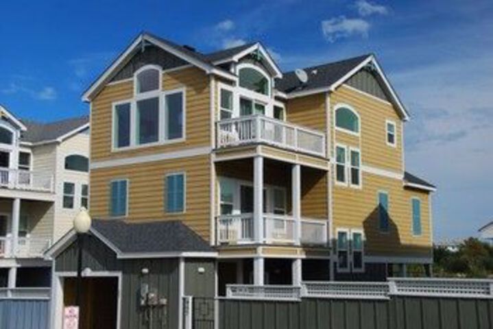Villas at Corolla Bay by Kees Vacations