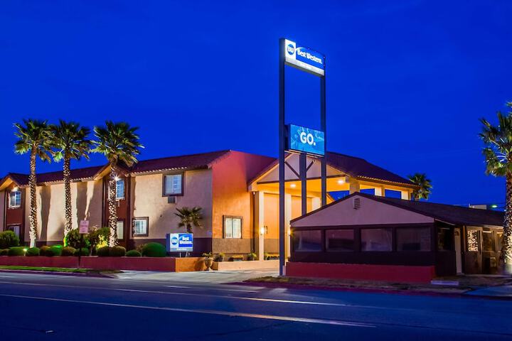 Hotel 3 of 27