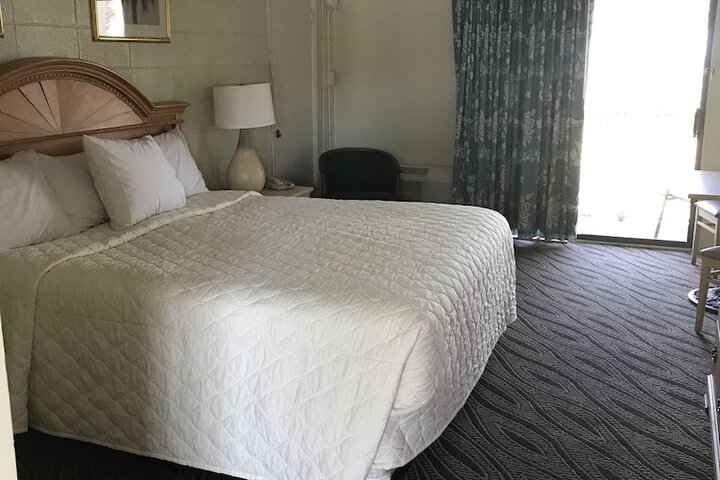 Room 30 of 44