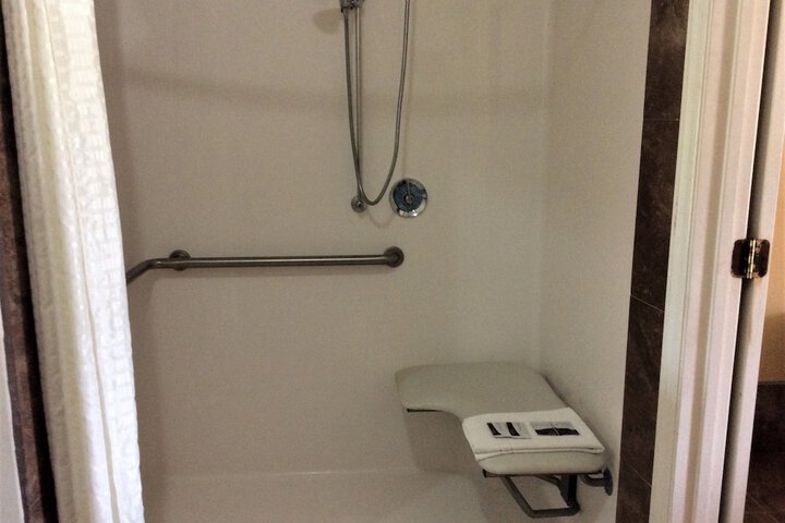 Room 44 of 72