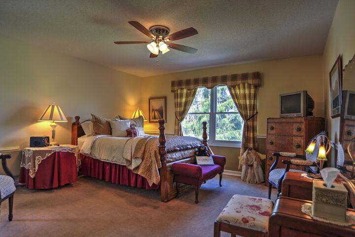 Blue Mountain Mist Country Inn & Spa