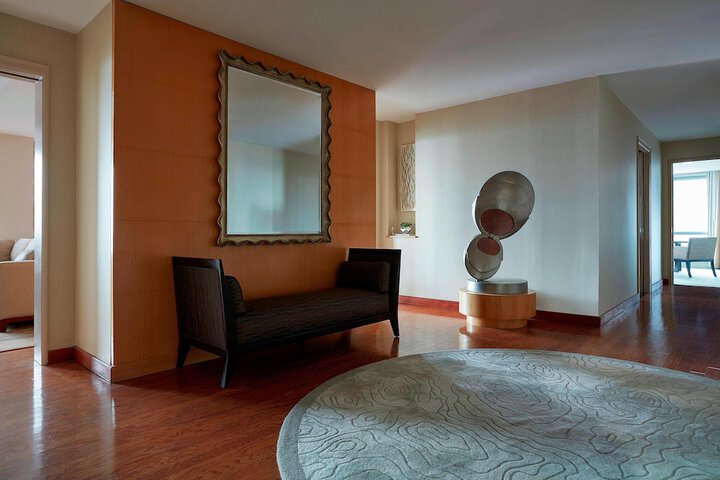 Room 19 of 86