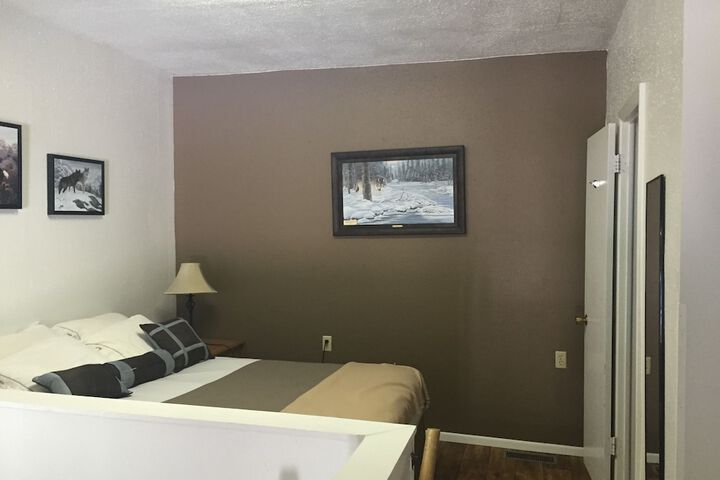 Room 42 of 66