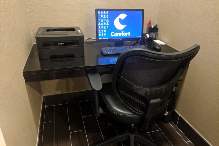 Business Center 37 of 42