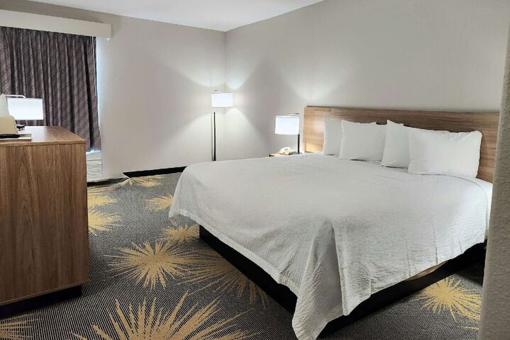 Room 29 of 37