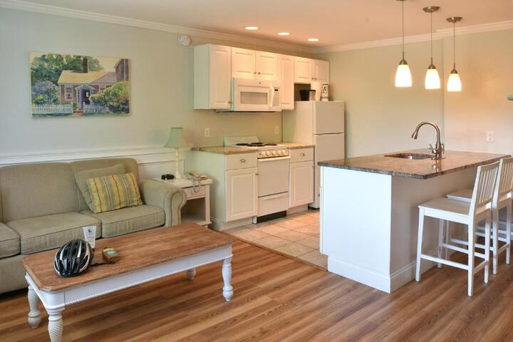 The Cove Motel