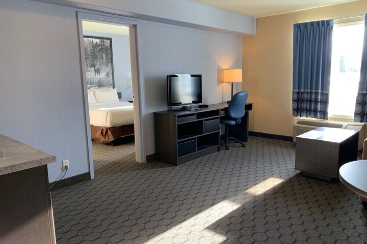 Room 51 of 67