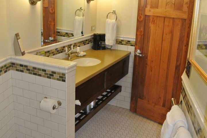 Room 21 of 29