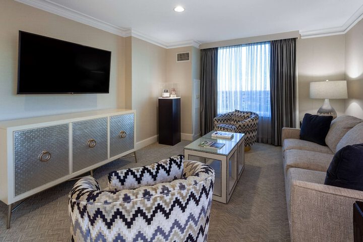 Room 60 of 175