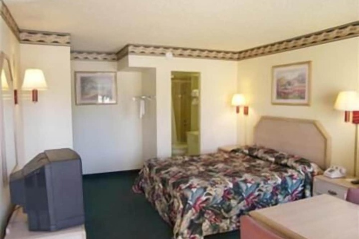 El Dorado Inn Suites