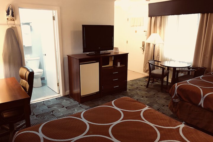 Room 26 of 33