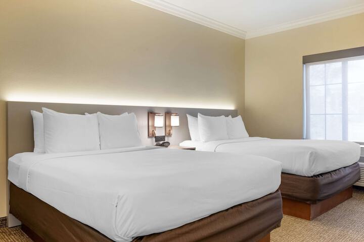 Room 42 of 69