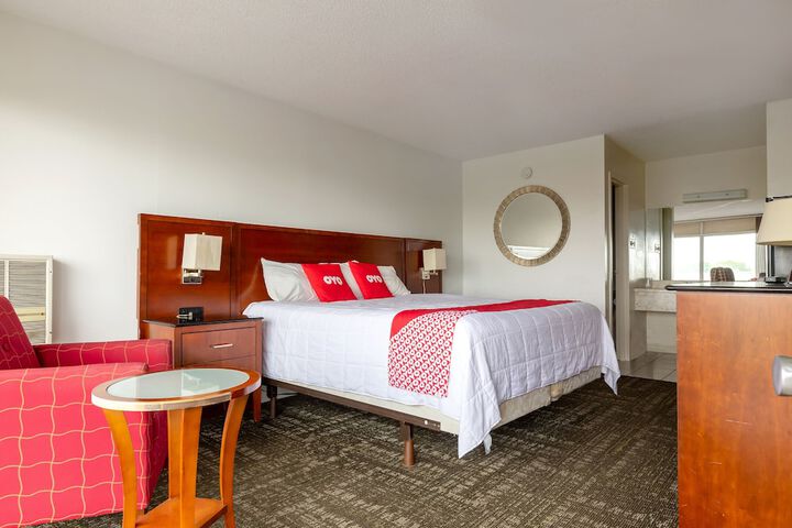 Room 34 of 47