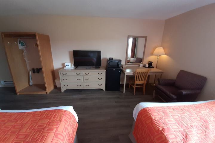 Room 38 of 61