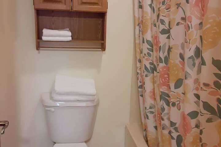 Room 64 of 114
