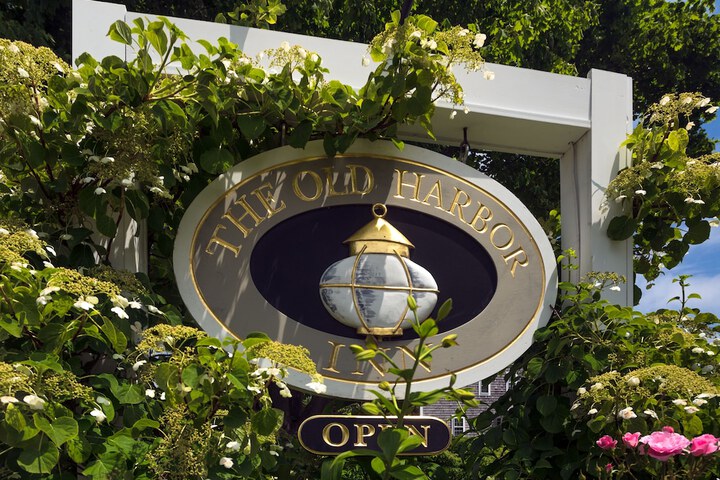 Old Harbor Inn