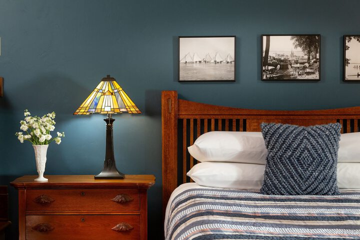 Room 32 of 57