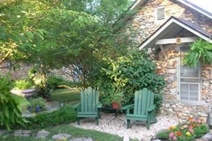 Property Grounds 52 of 55
