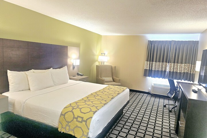 Room 30 of 36