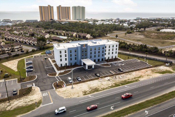 Hotel 8 of 41