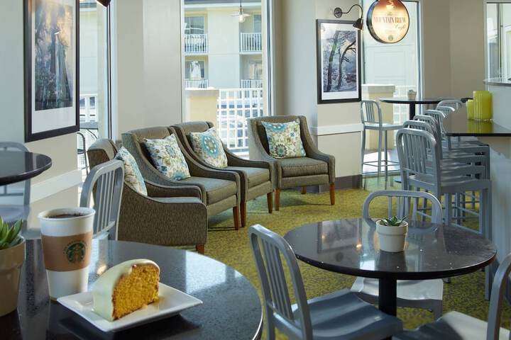Hotel Interior 11 of 71