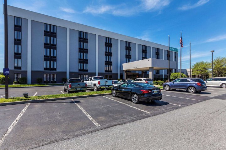 Hotel 2 of 62