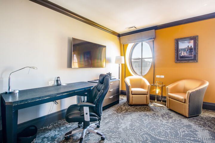Room 25 of 52