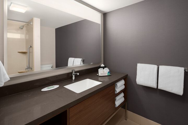 Room 13 of 46