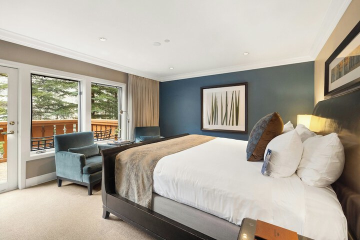 The Lodge at Vail a RockResort by Vail Resorts