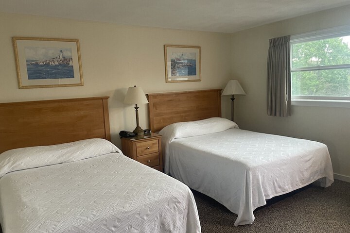 Room 12 of 17