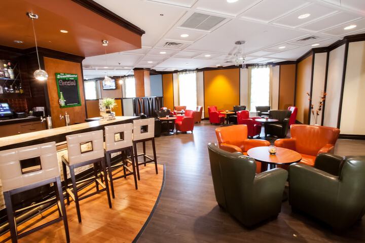 Best Western Premier Toronto Airport Carlingview Hotel