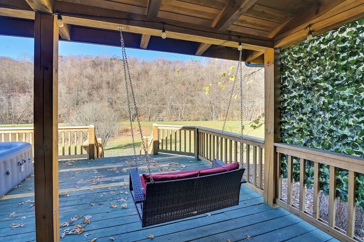 Secluded Retreat: Bbq Lawn Games, & Fire Pit!