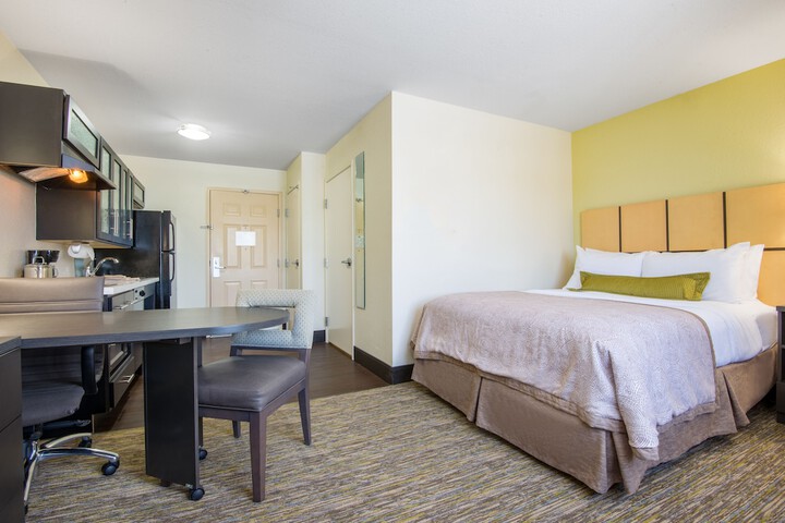 Room 15 of 31