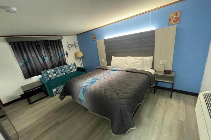 Belmont Motel