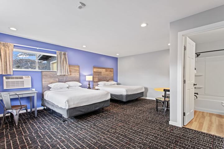 Hotel Interior 55 of 137