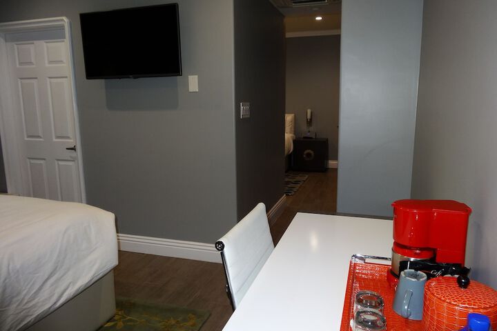 Room 34 of 67