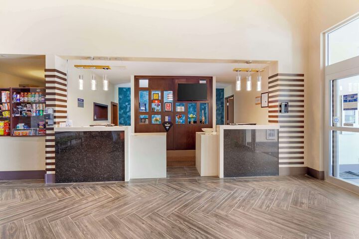 Best Western Plus Chateau Fort St. John