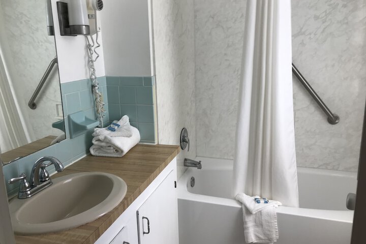 Room 7 of 26