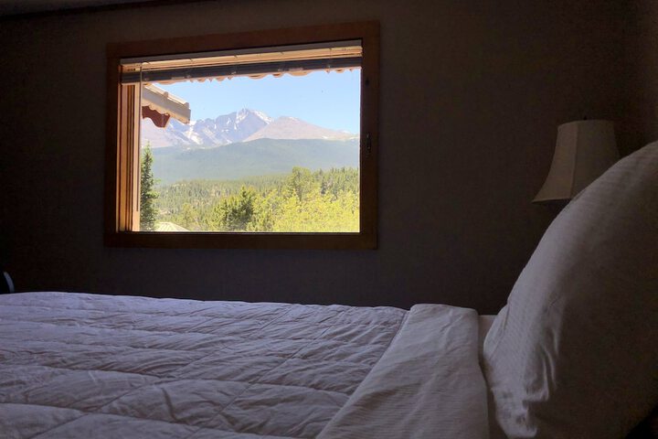 Room 42 of 97