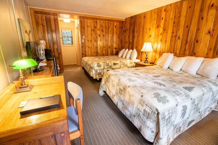 Room 146 of 261
